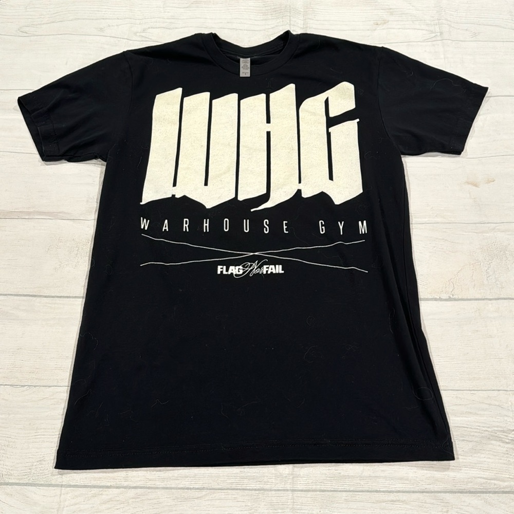 Flag nor Fail Warhouse Gym EUC small black T-shirt